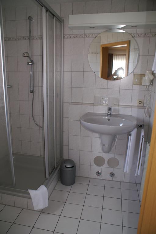 Gasthof Zur Burg Ewattingen Quarto foto